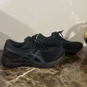 ASICS Gel-Contend 7 — Size 8